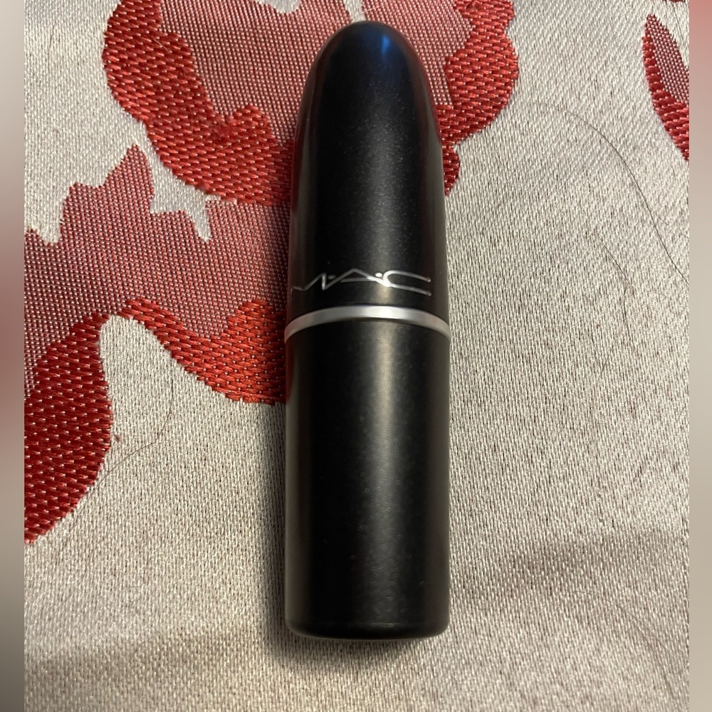 MAC Rebel lipstick